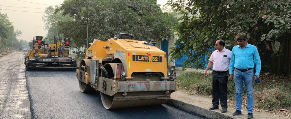 Resurfacing of all roads in Phase-I and Phase-IV